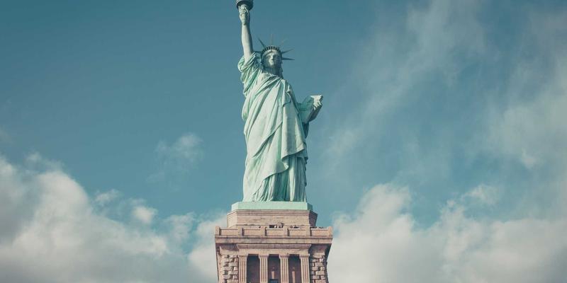 低酒精趋势下的新选择：威士忌、白酒与葡萄酒爱好者的精品低度烈酒指南