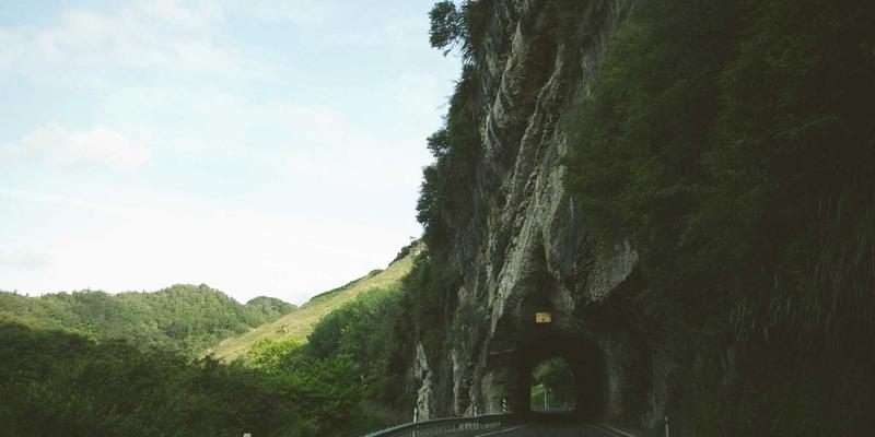 小洒客：解码葡萄酒品鉴文化的新浪潮